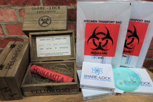Cajas regalo del escape room Share-Lock en Almeria